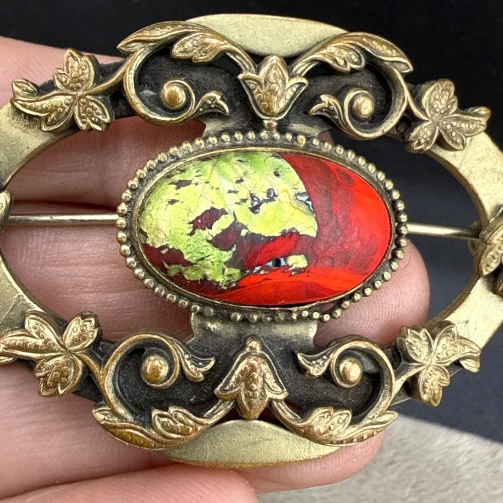 Vintage Victorian Czech Foil Art Glass Brooch‎ Sash Pin Red Green